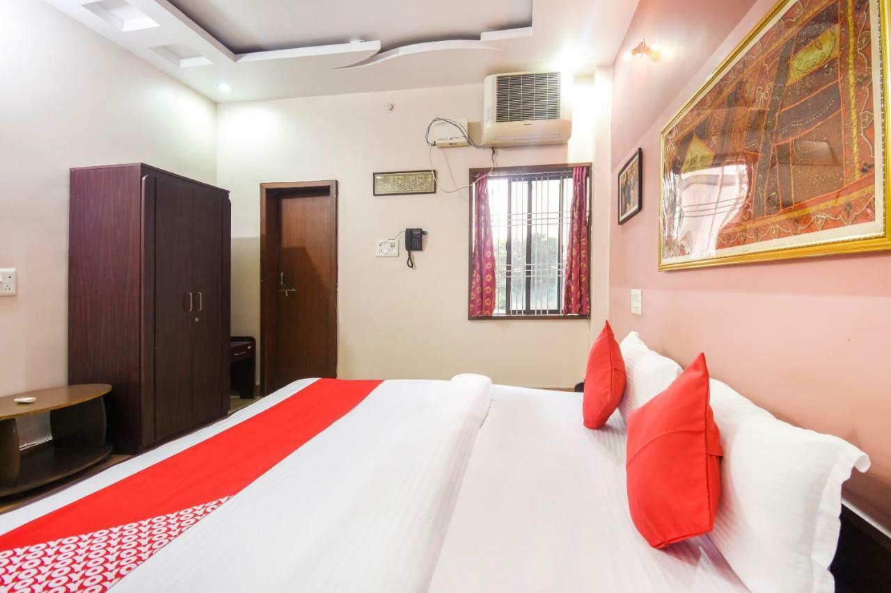 Oyo 47464 Hotel The Country Club Bilāspur Eksteriør billede